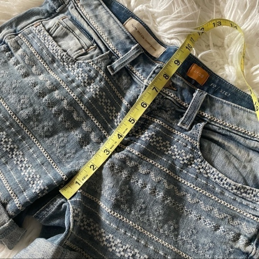 Anthro Pilcro stet embroidered denim jean short‎ 28 - Picture 6 of 8